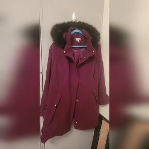 Avenue fleece coat with faux fur Size 30/32